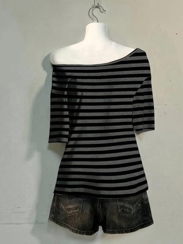 05-14.jpg Stylish Striped Gothic Off-Shoulder T-Shirt