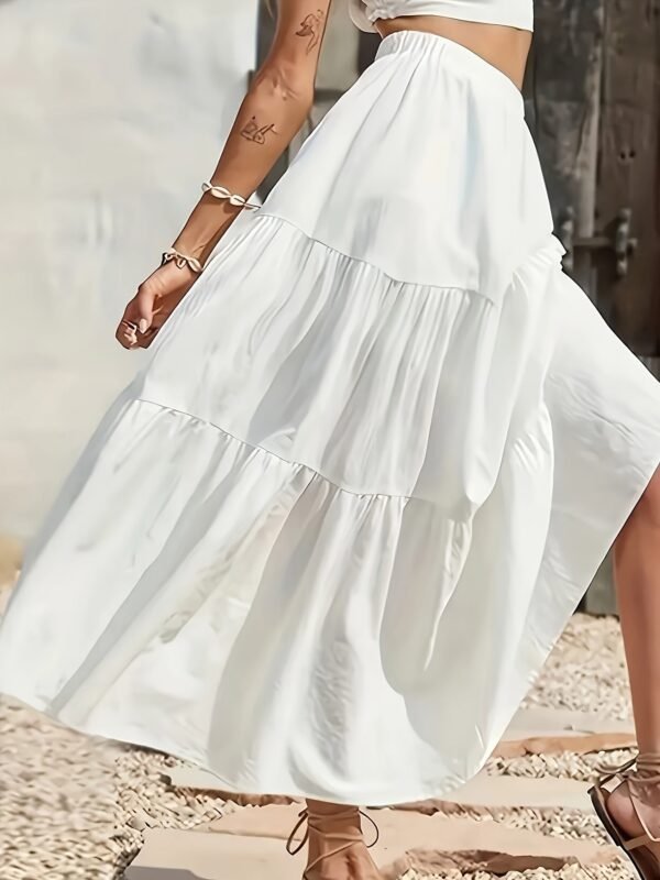 0d5776c4-5351-40a8-8f44-74eb53bab97f.jpg Classic White Midi Skirt