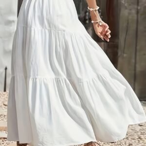 fcd6011d-71ef-4f8f-be32-2ae602aac8ff.jpg Classic White Midi Skirt