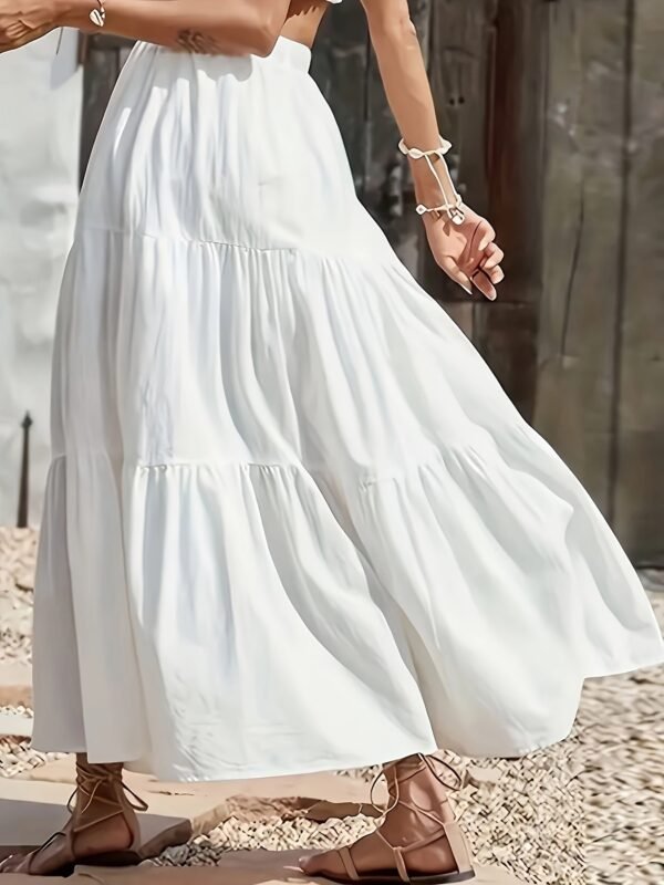 fcd6011d-71ef-4f8f-be32-2ae602aac8ff.jpg Classic White Midi Skirt