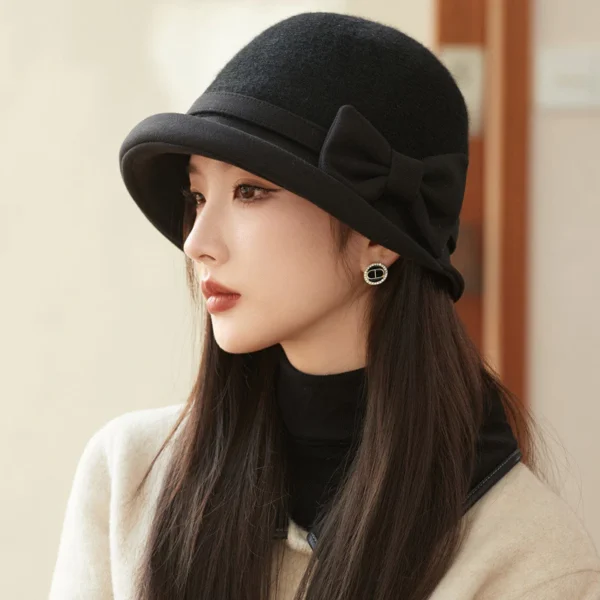 Elegant Vintage Felt Bucket Hat